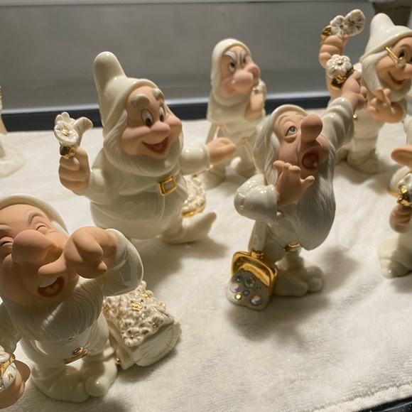 All 7 dwarfs, Lenox Disney - Picture 2 of 3